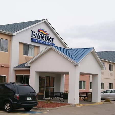 Baymont By Wyndham Coon Rapids Hotel Exterior foto